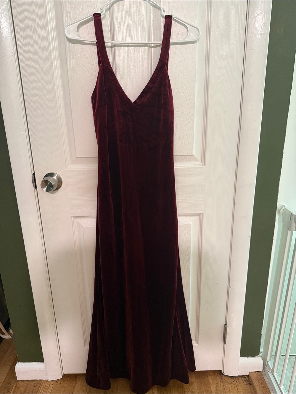 Lulu's Deep Wine Velvet V-Neck Maxi Dress